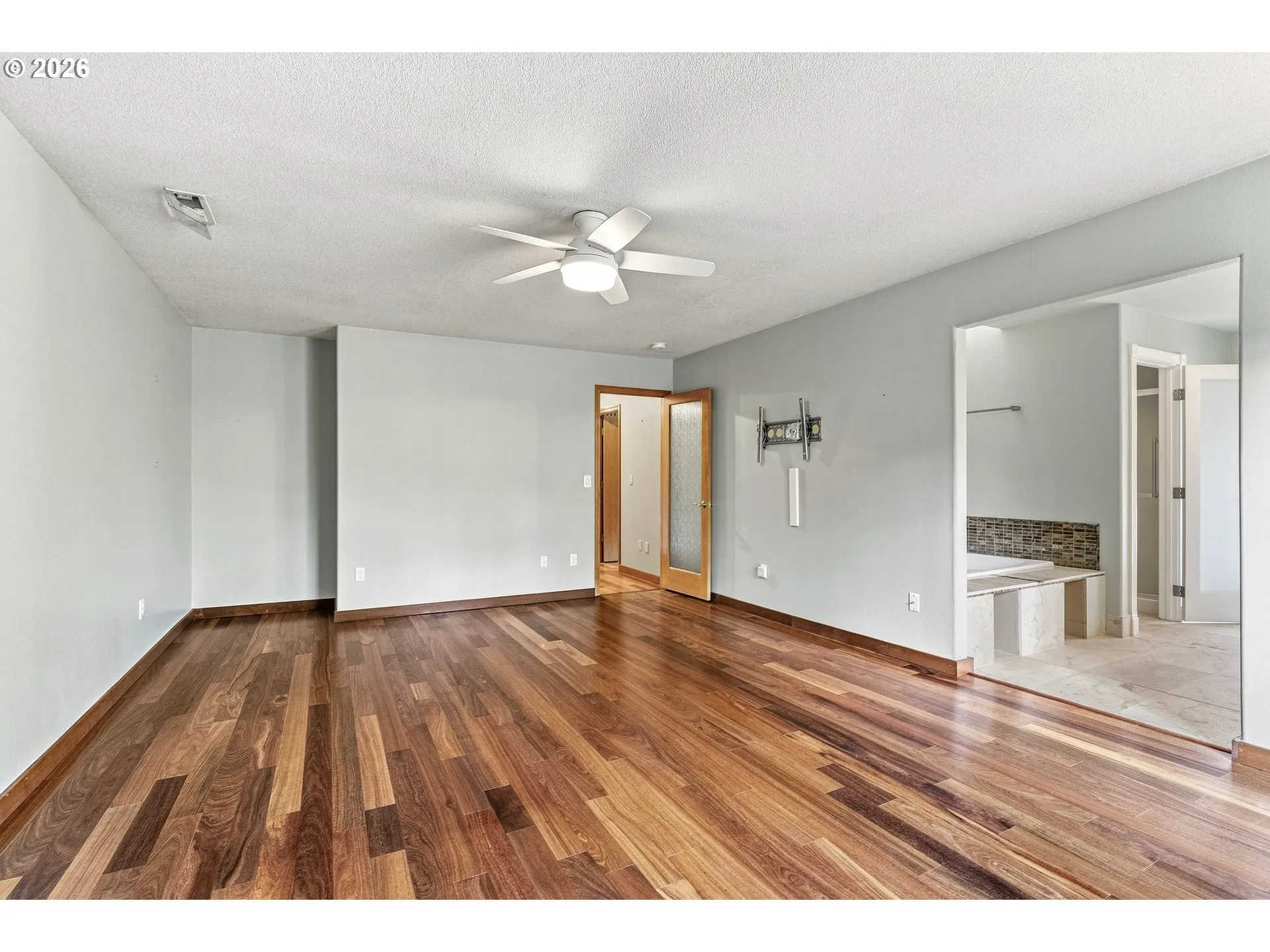 Bedroom, Owner's Suite