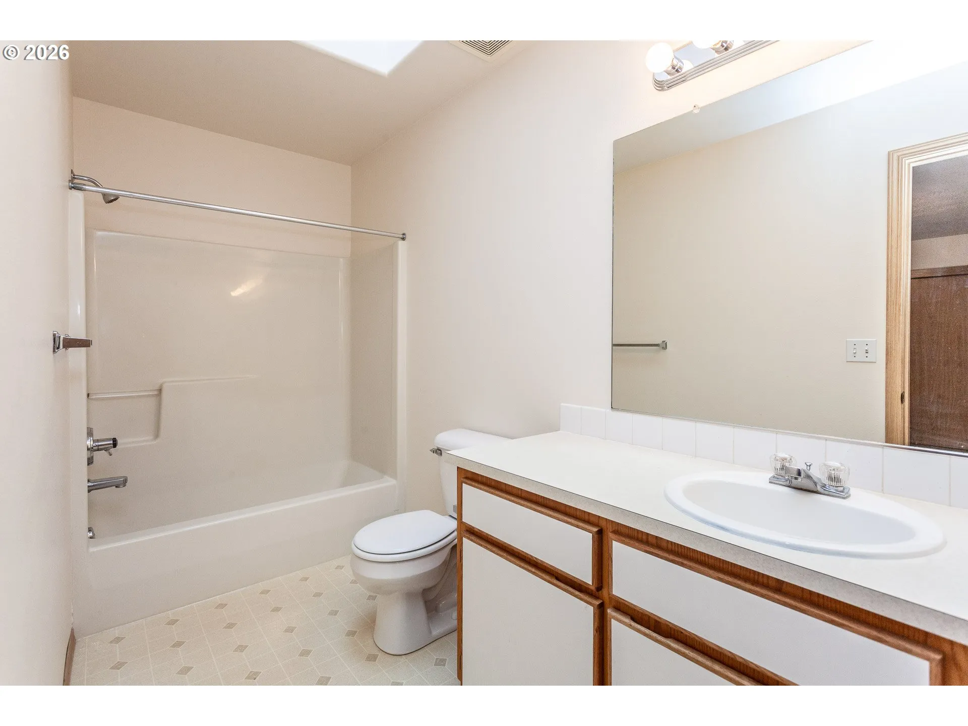 Bathroom, Attached