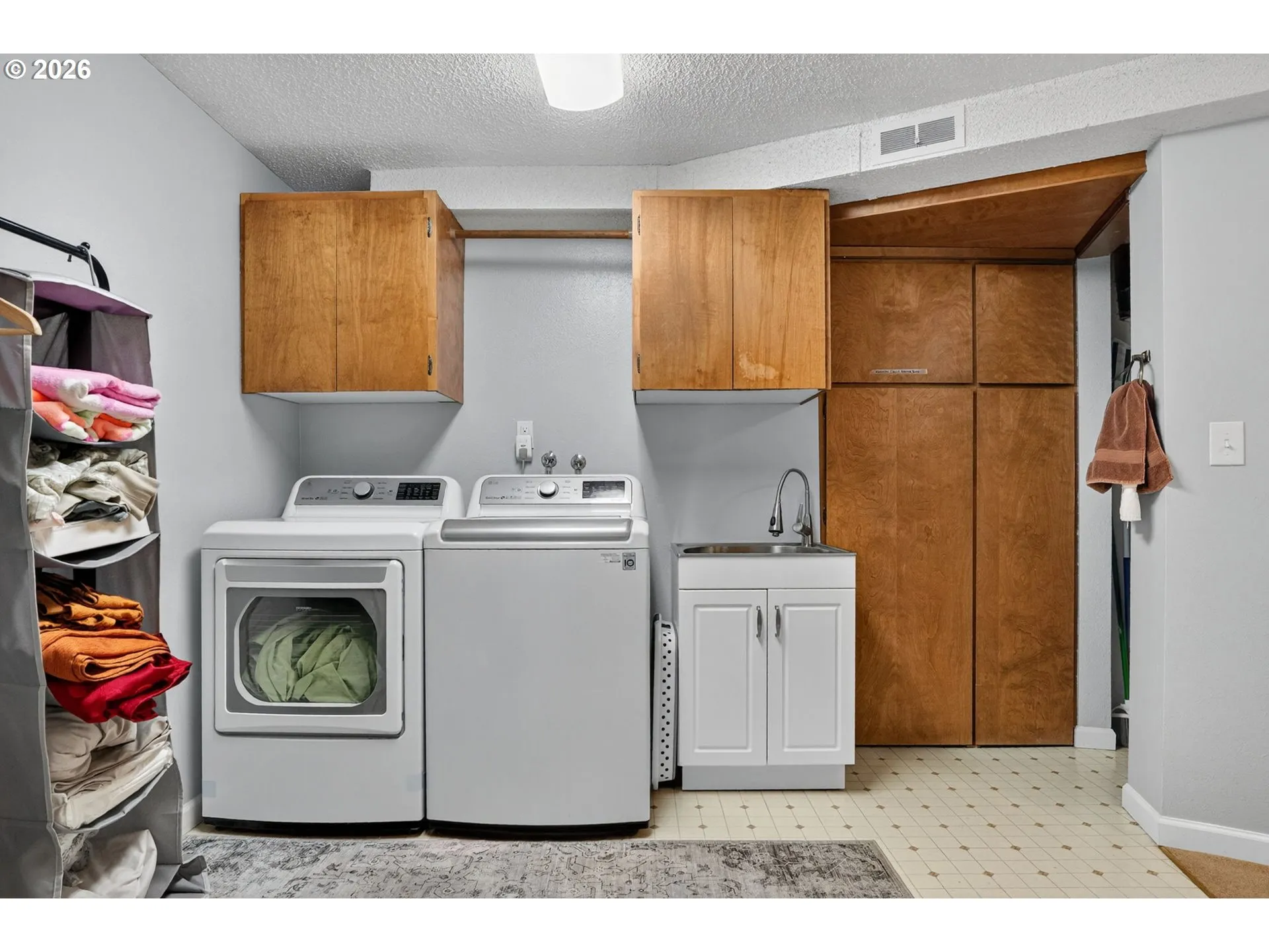 Laundry-Lower
