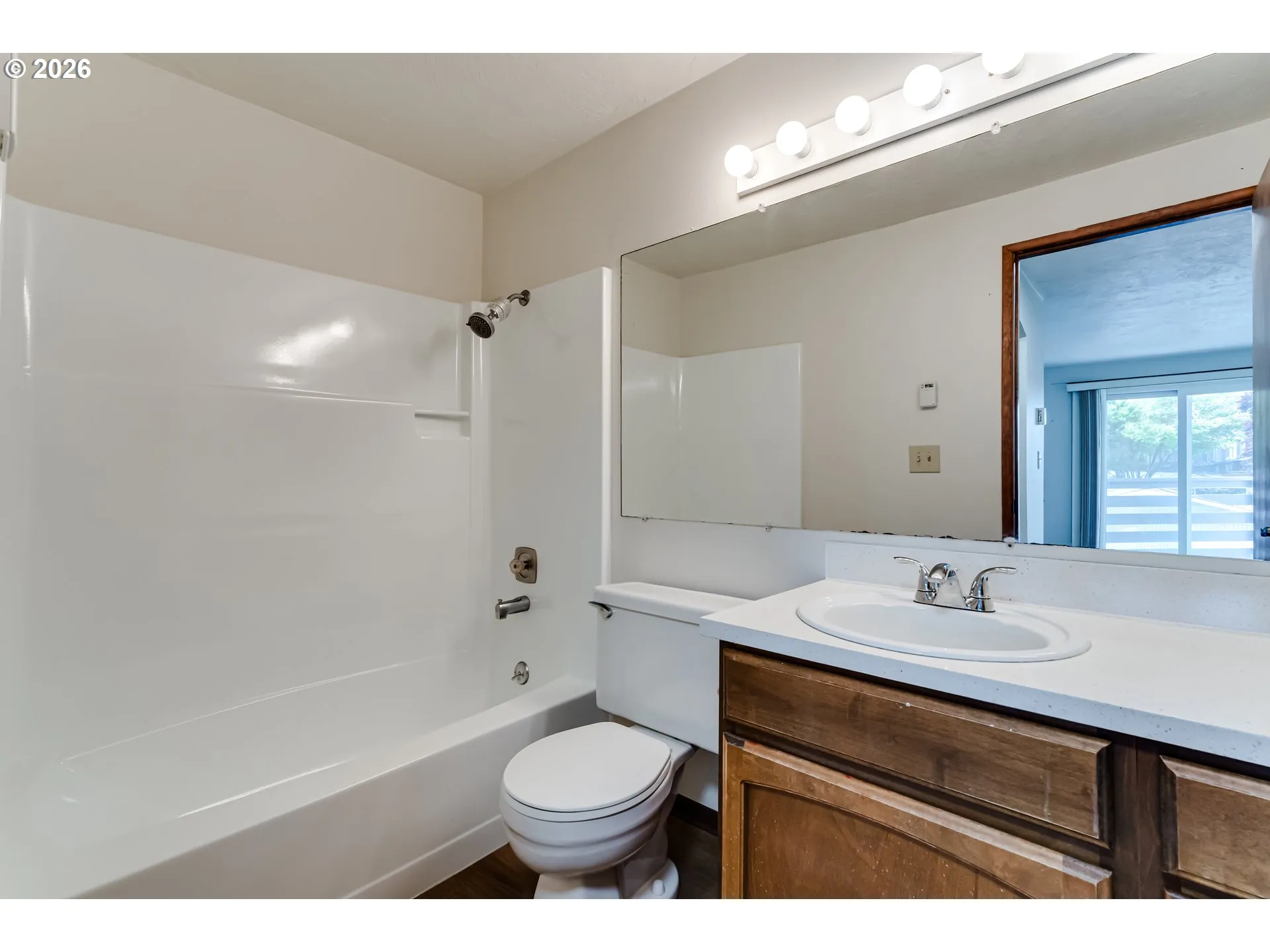 Bathroom, Attached