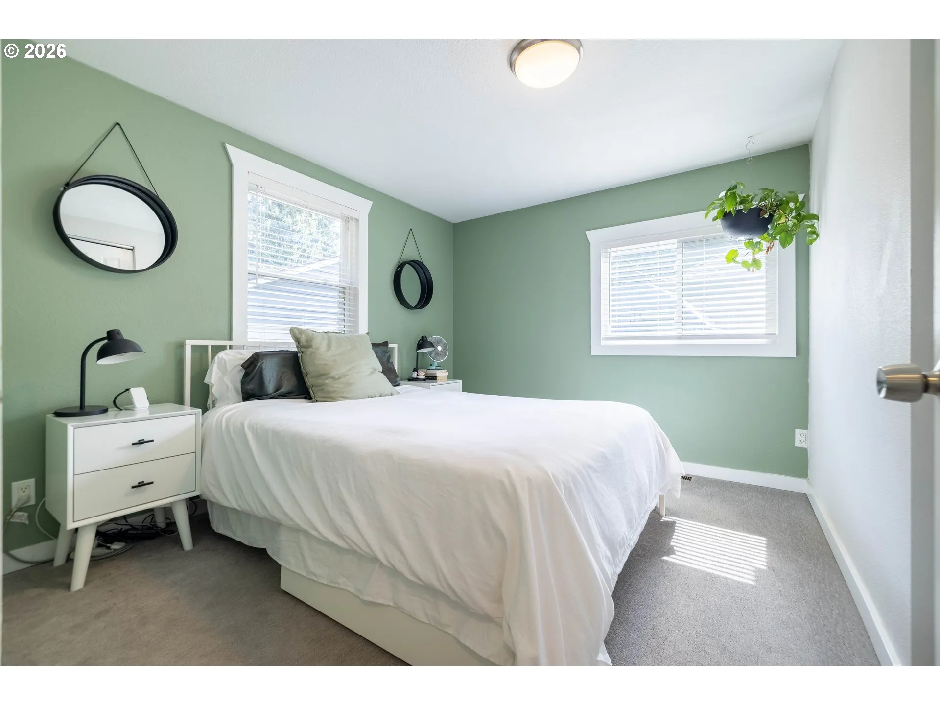 Bedroom, Primary