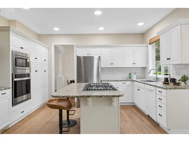 Kitchen-Island