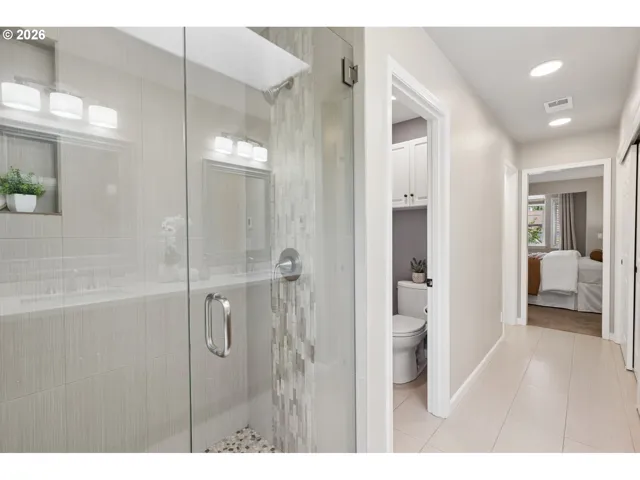 Primary Bedroom-Attached Bathroom