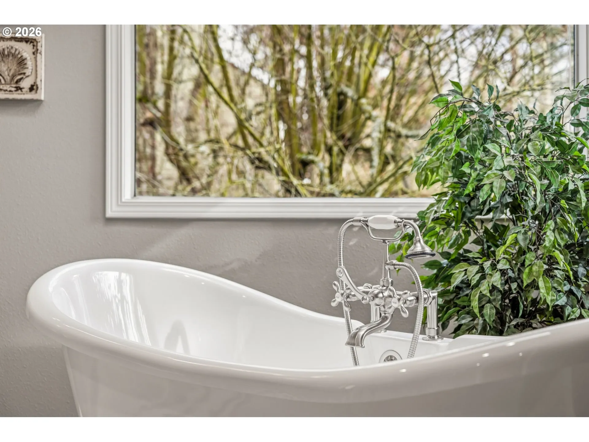 Owner's Suite Bathroom-Garden Tub