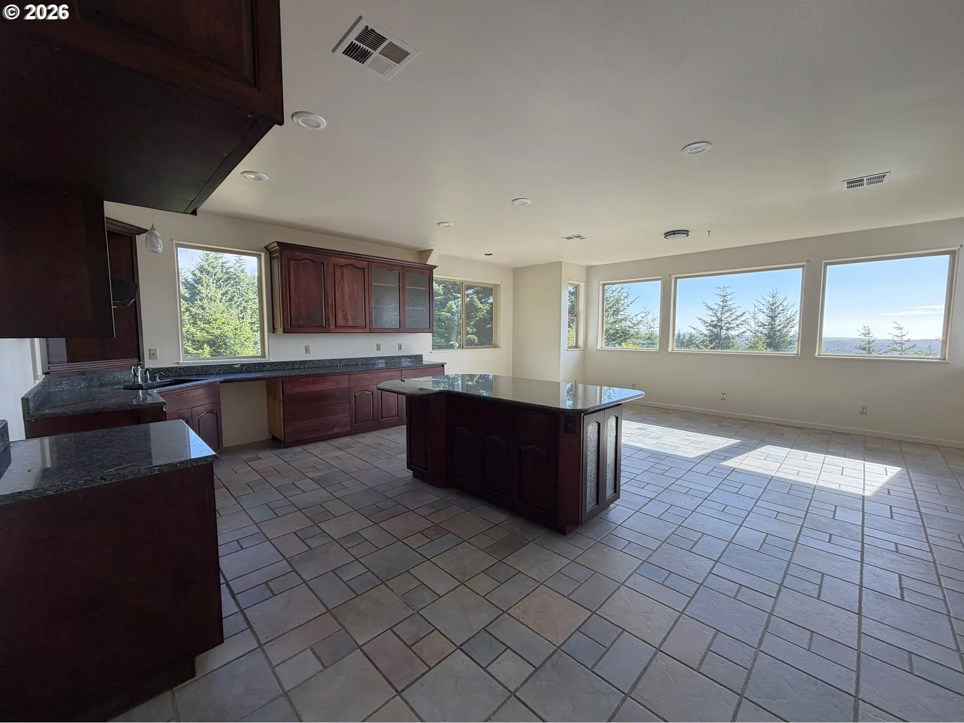 Kitchen-Island
