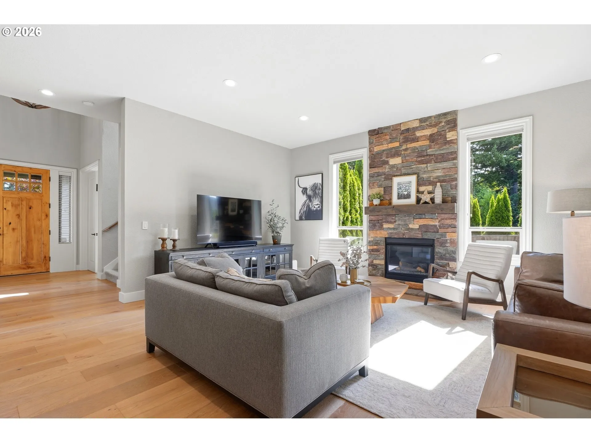 Living Room-Fireplace