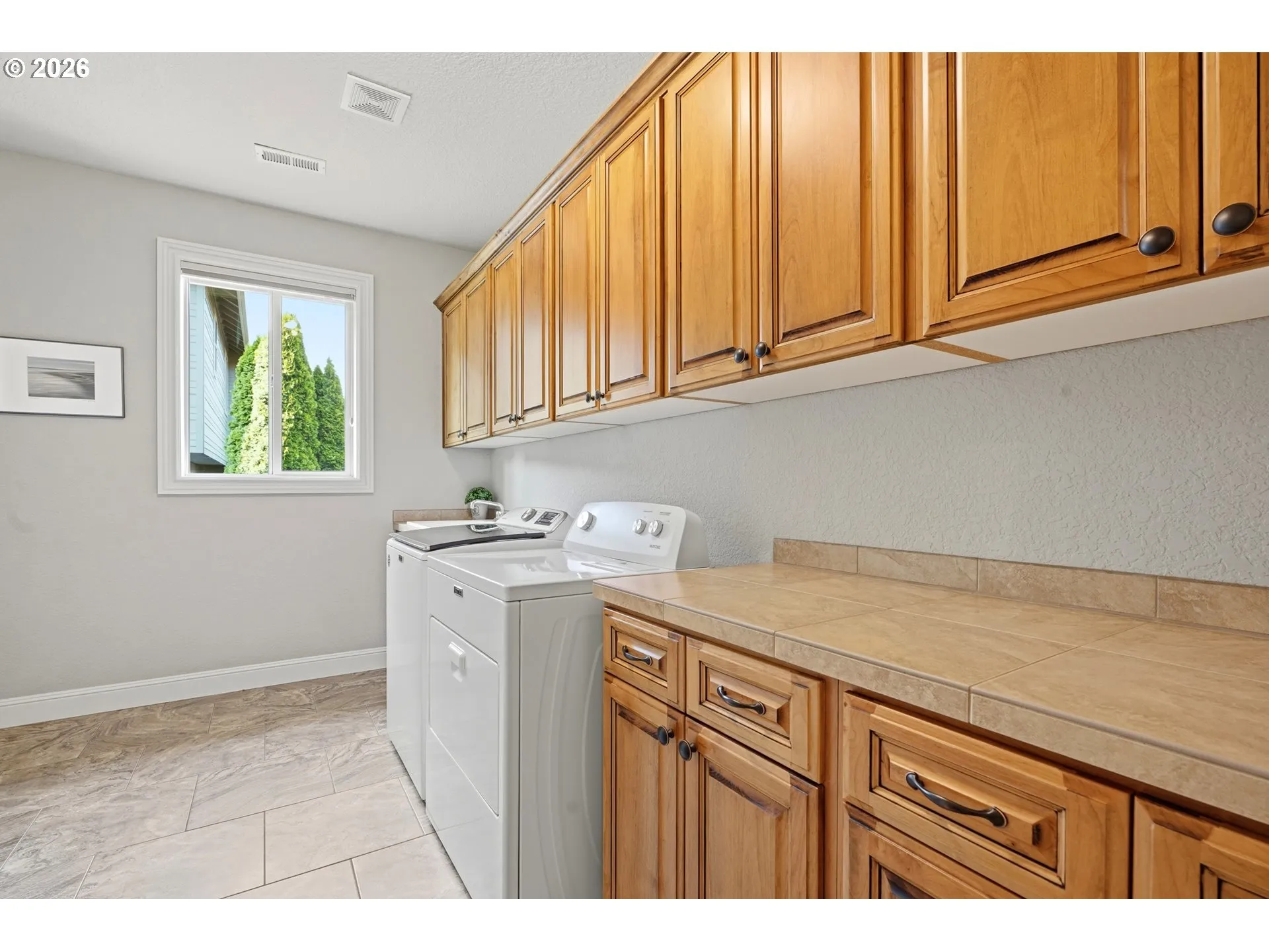 Laundry-Upper