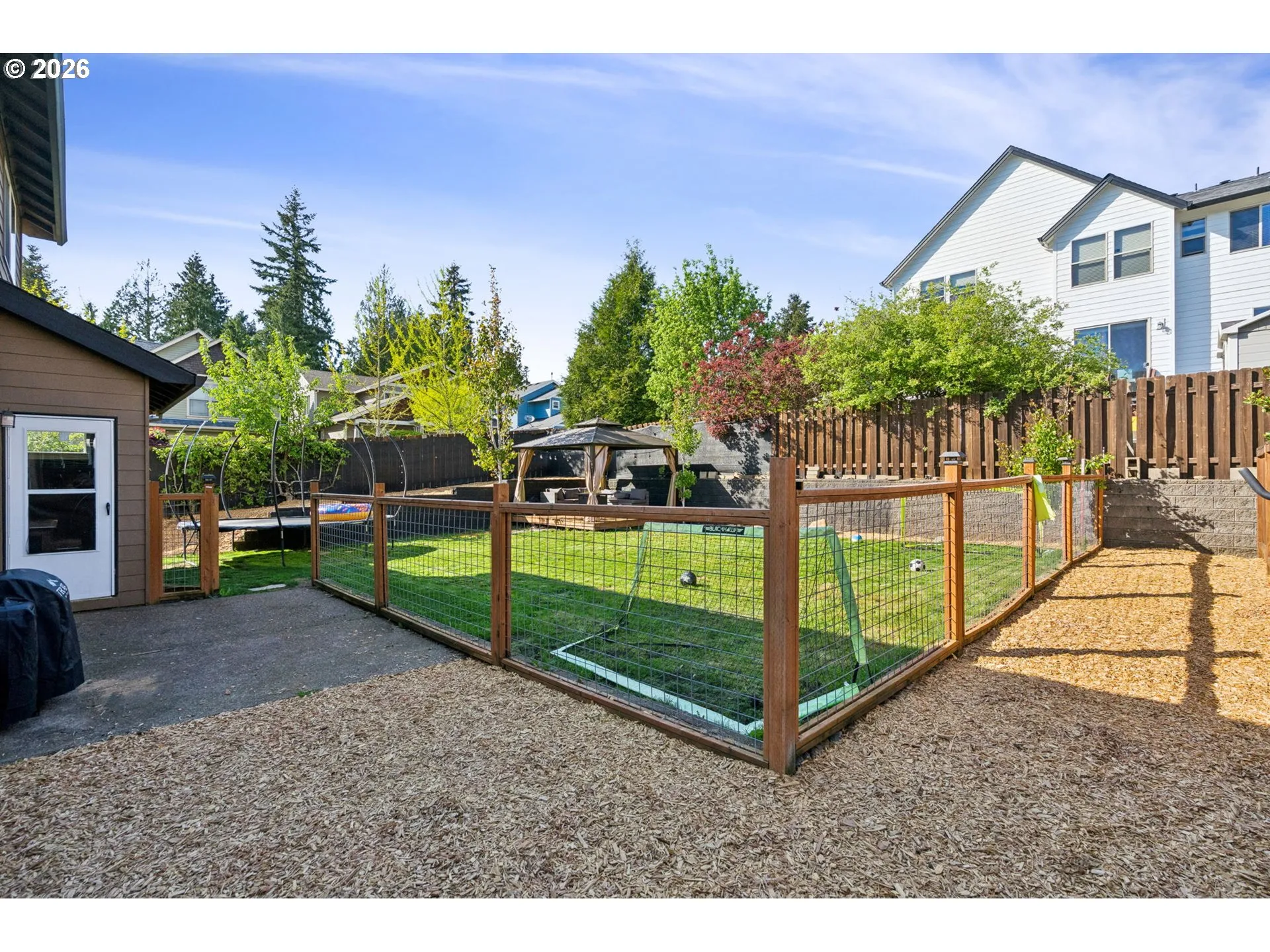 Yard-Fenced