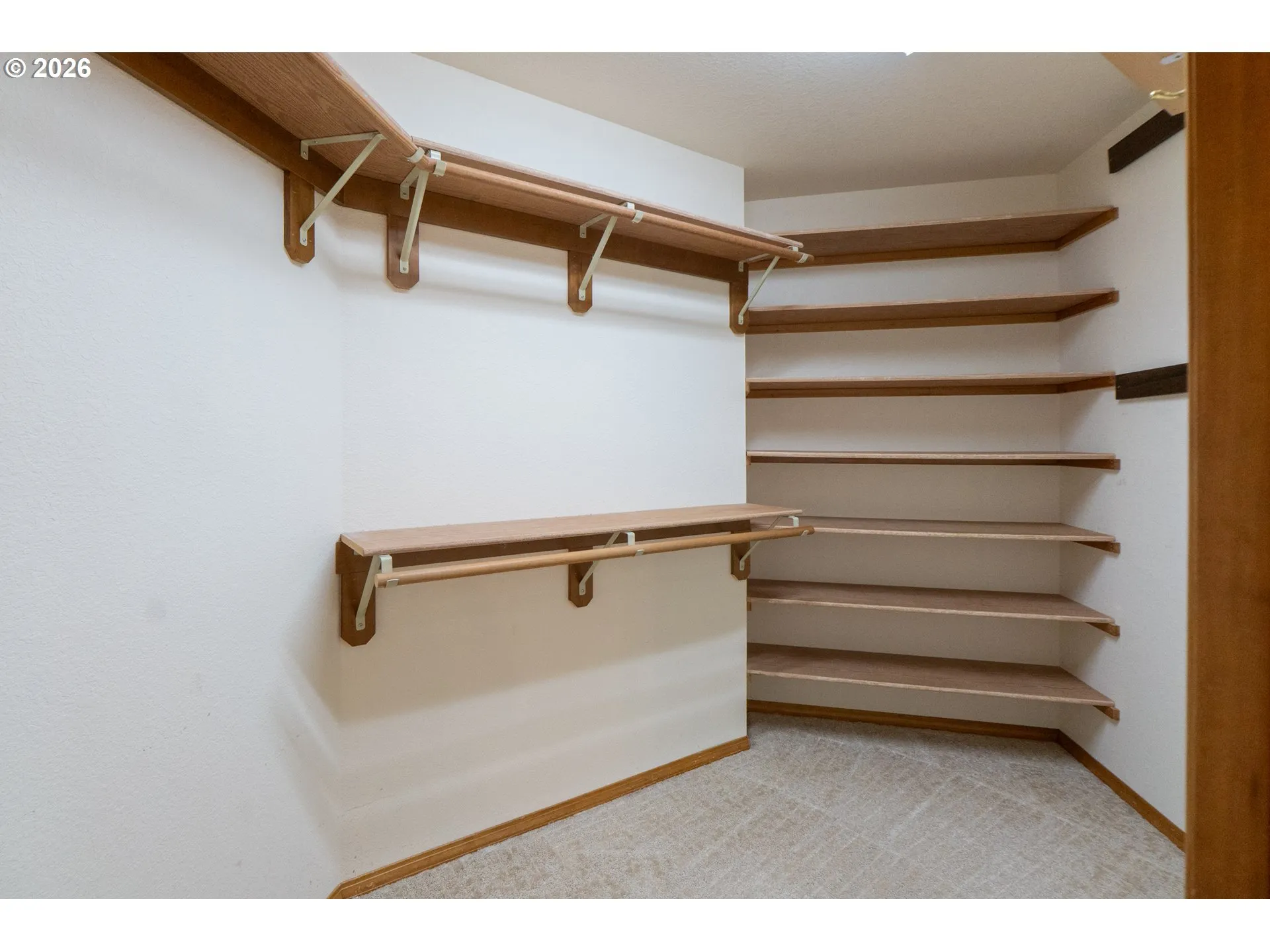 Bedroom, Owner's Suite-Walk-In Closet