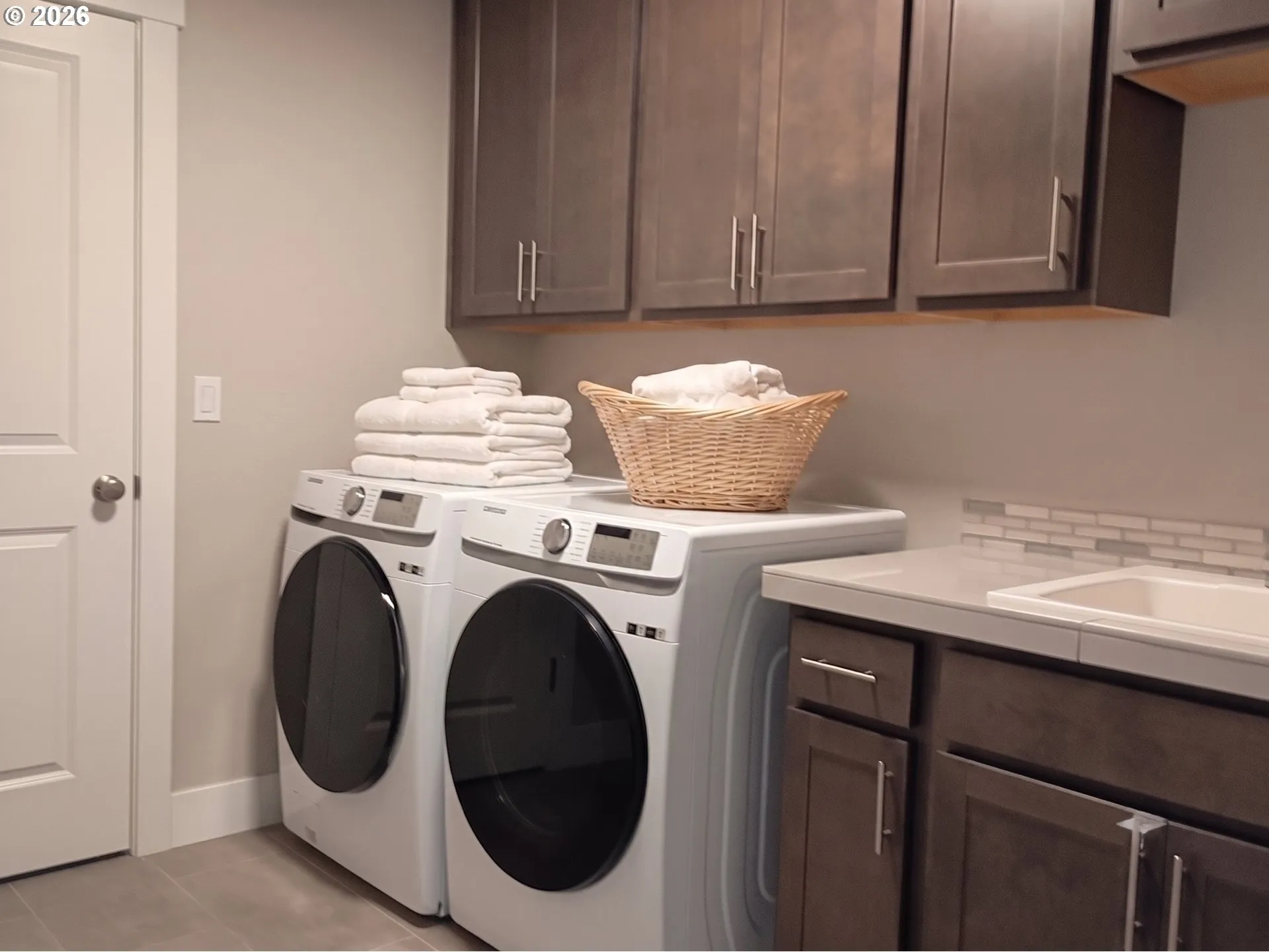 Laundry-Upper