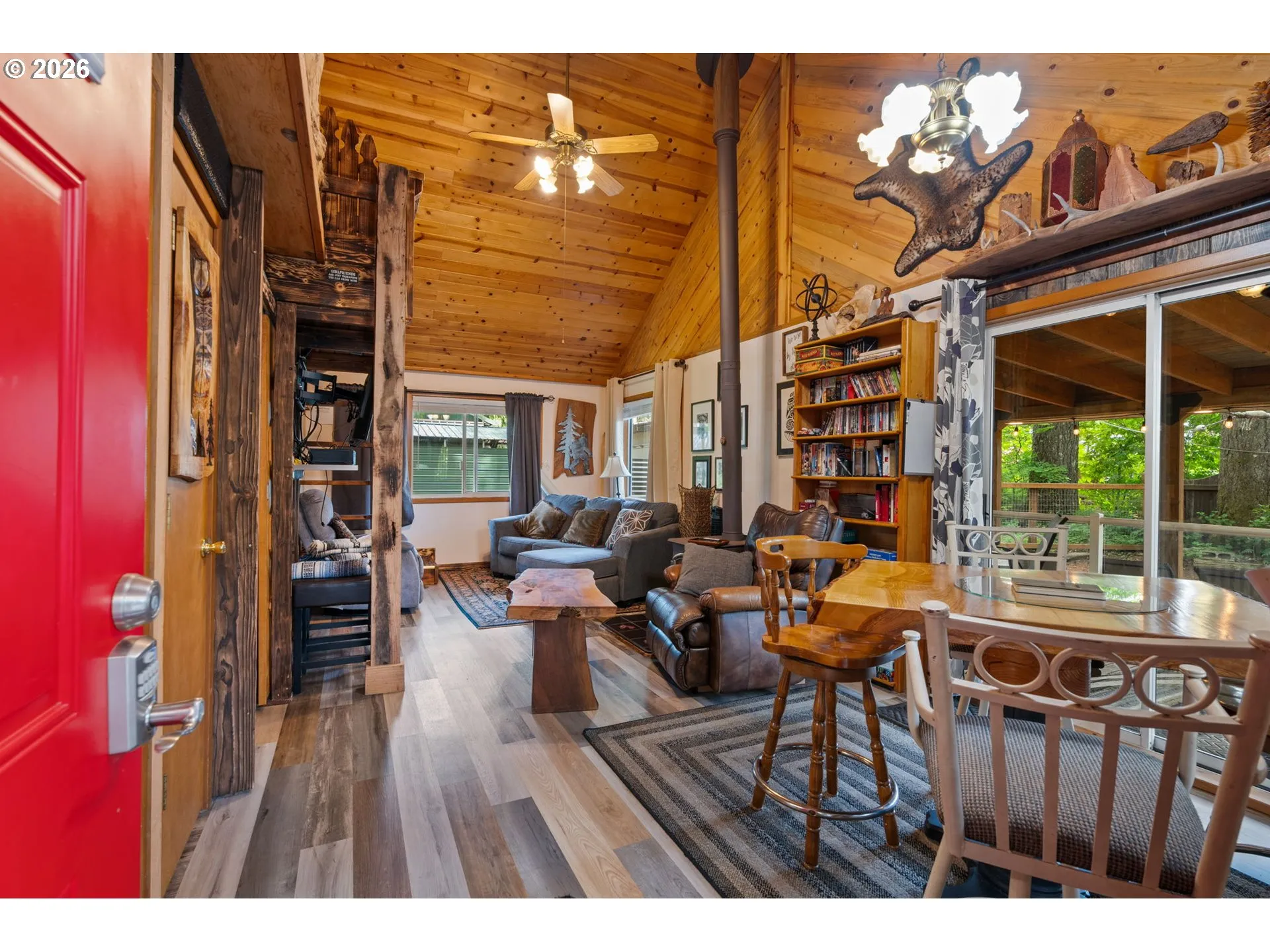 Living Room/Dining Room