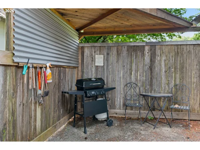 Barbecue Pit