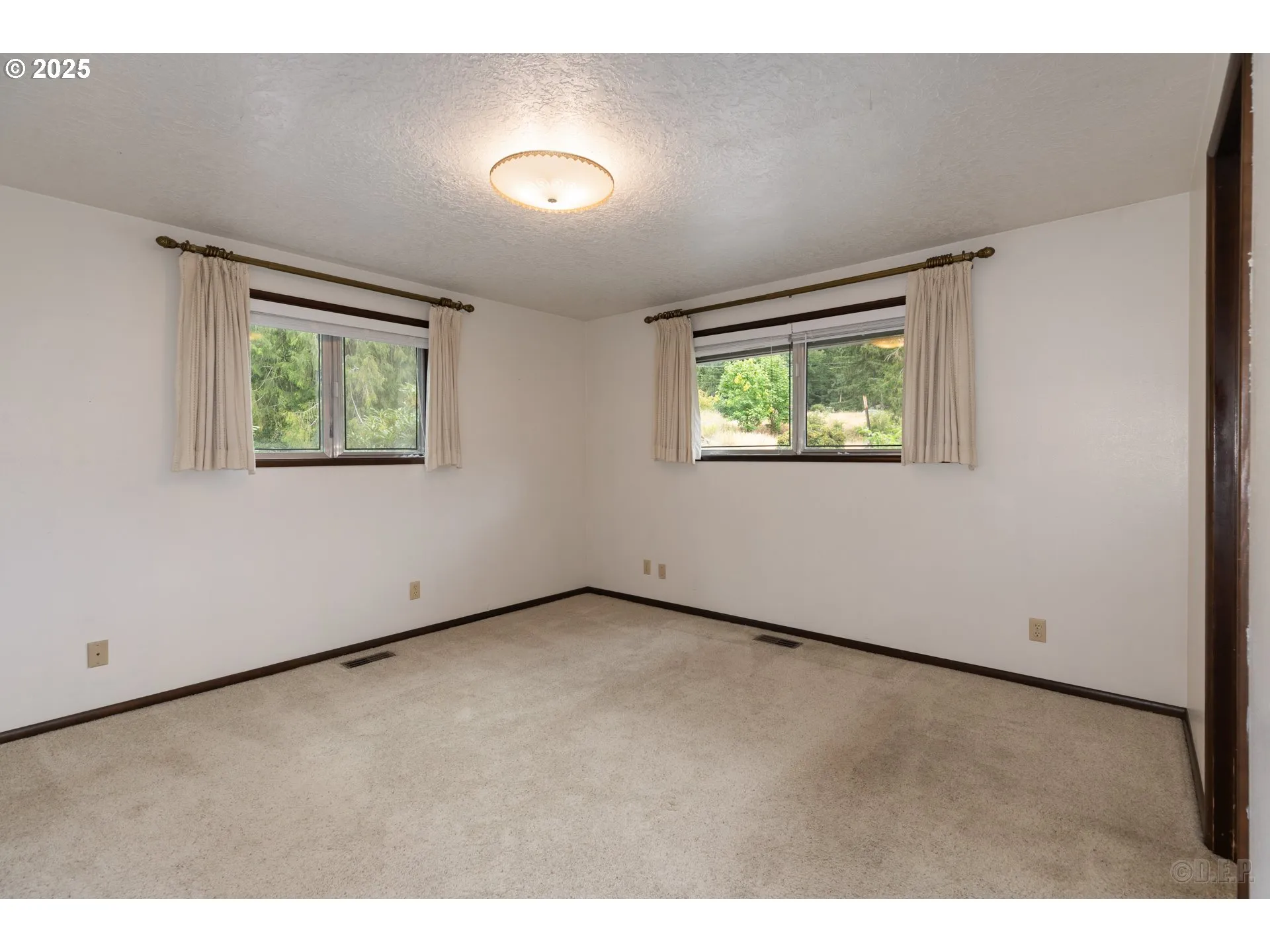 Bedroom, Primary