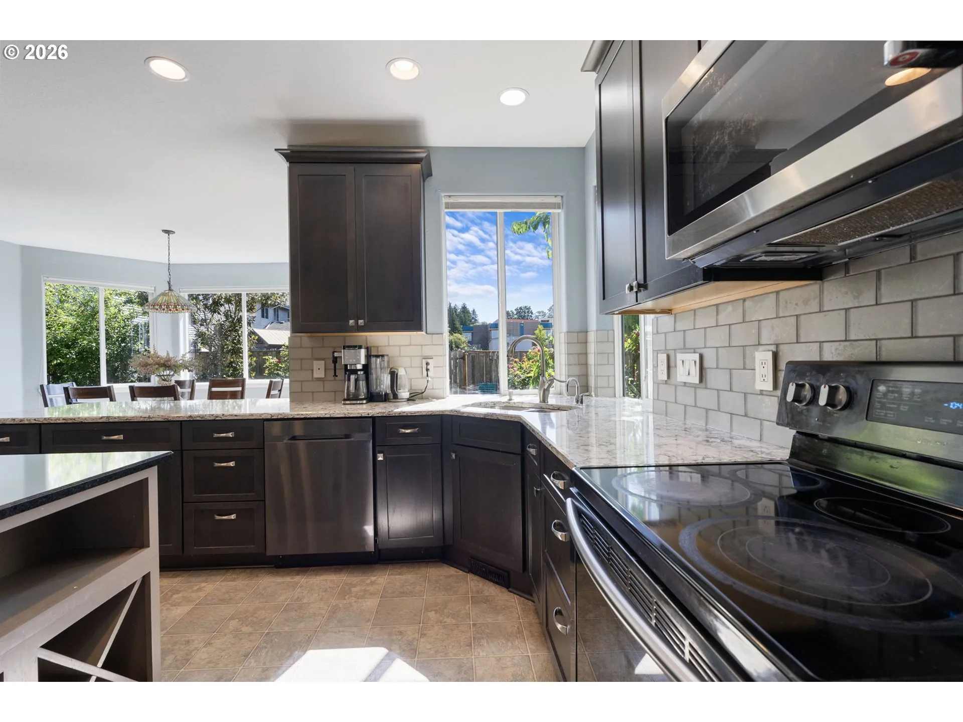 Kitchen-Oven
