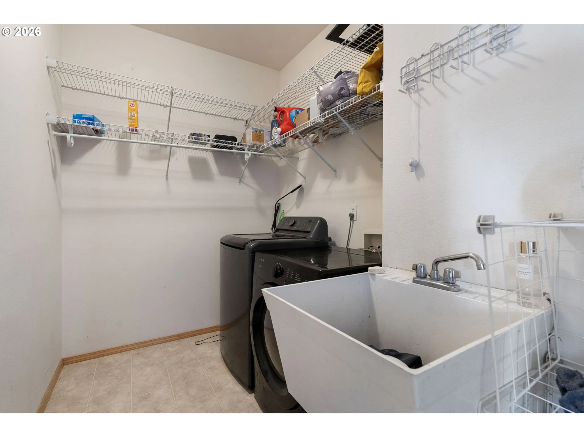 Laundry-Upper