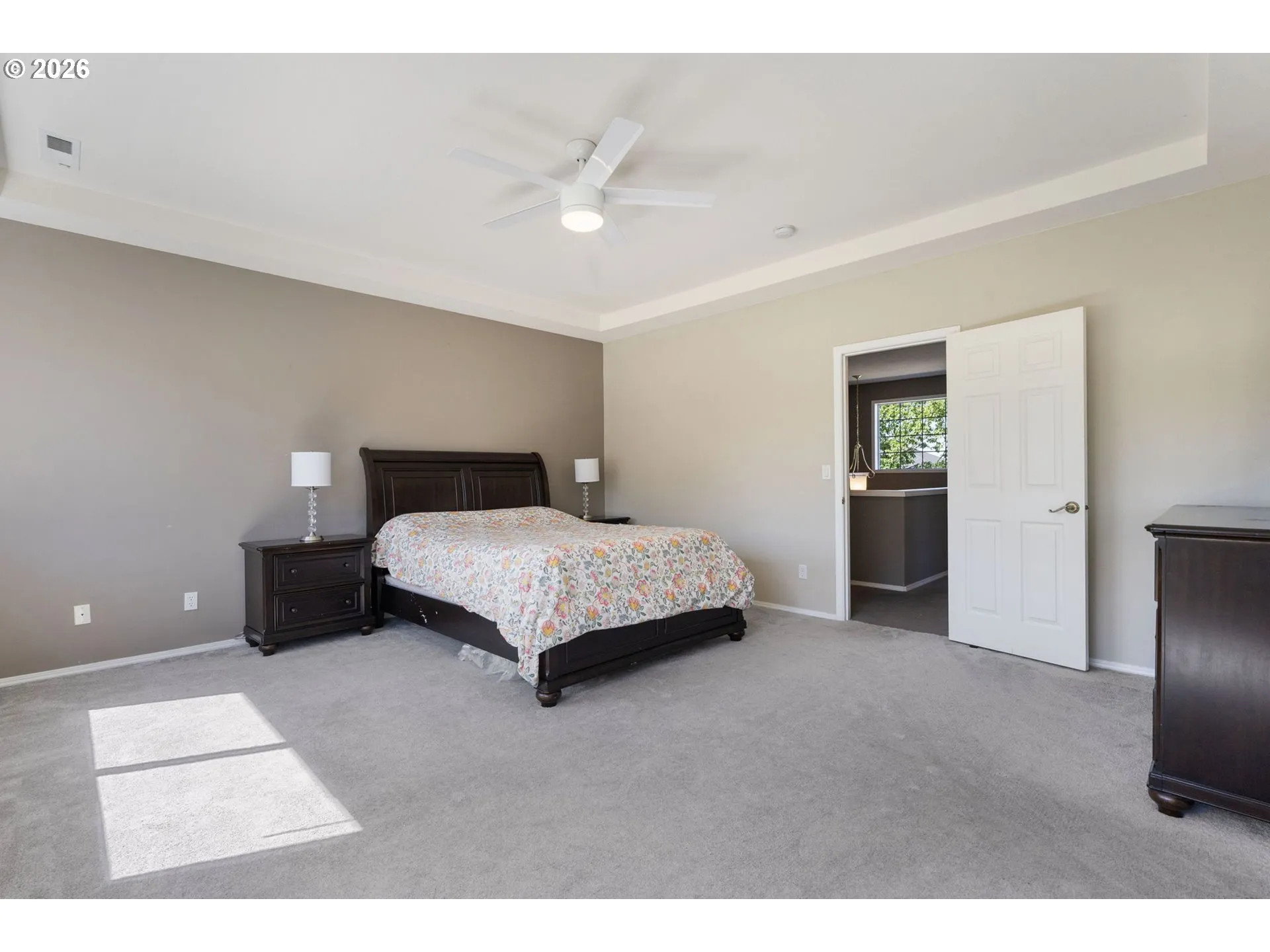 Bedroom, Primary-Upper