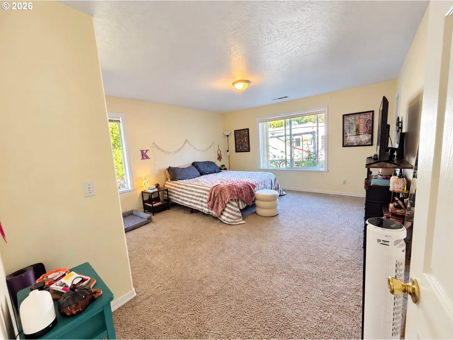 Bedroom, Primary