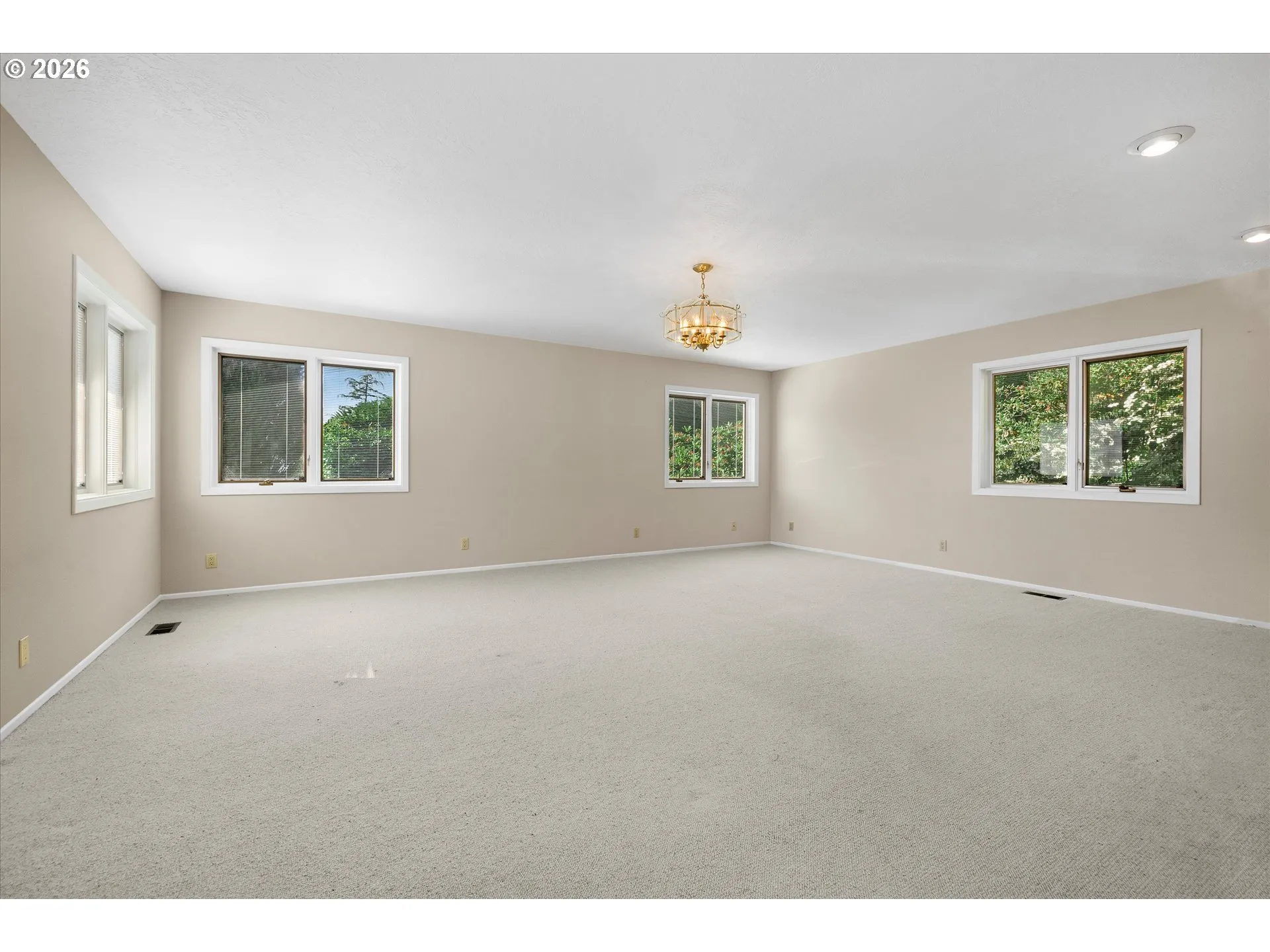 Primary Bedroom-Main