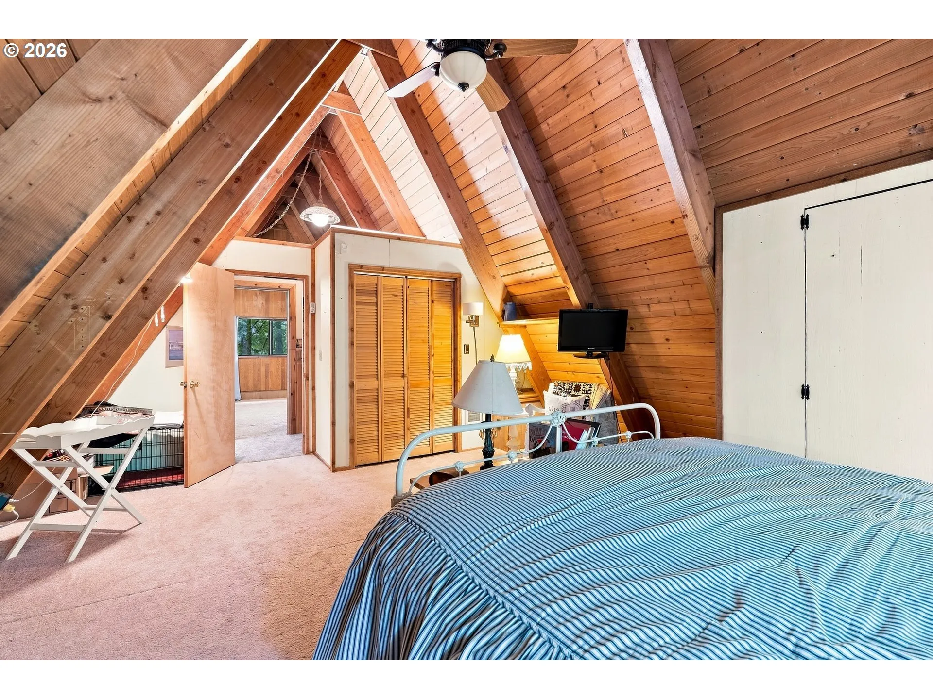 Bedroom-Upper