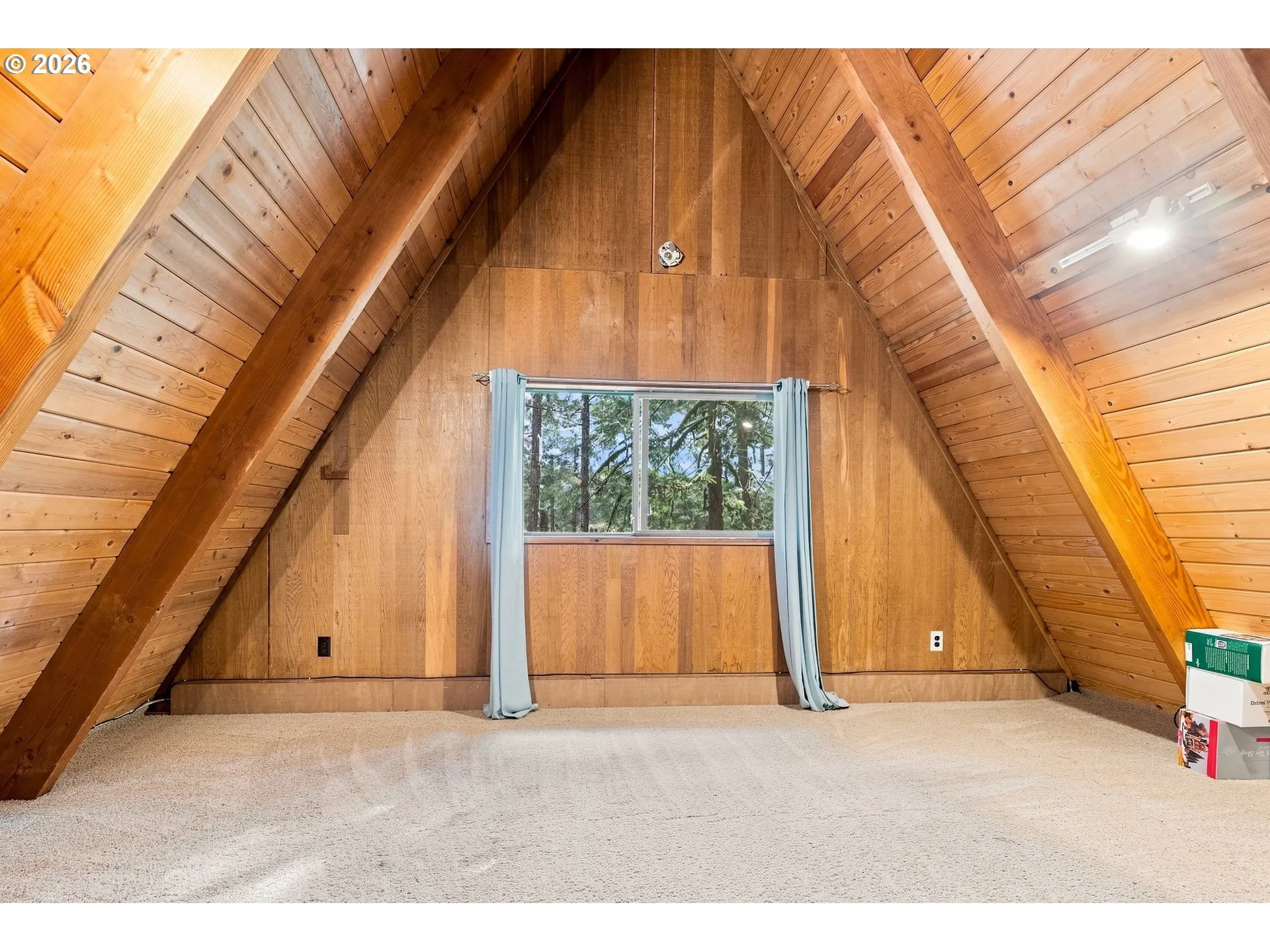 Bedroom-Upper