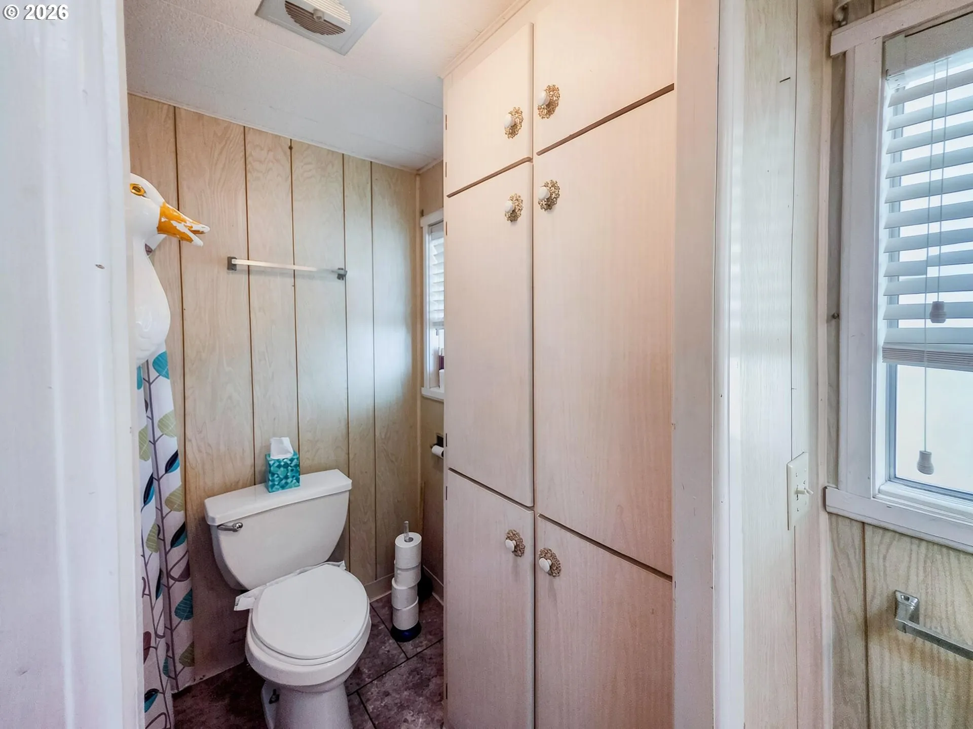 Bathroom-Hall