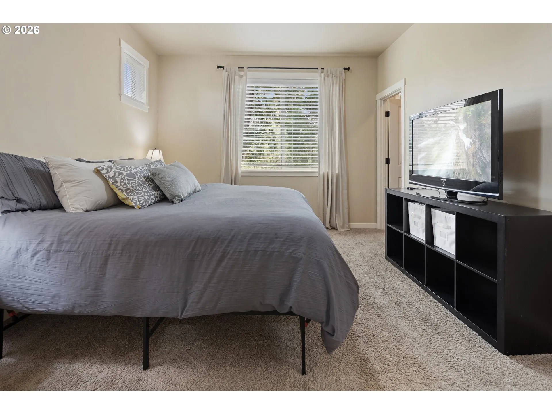 Bedroom, Primary-Upper