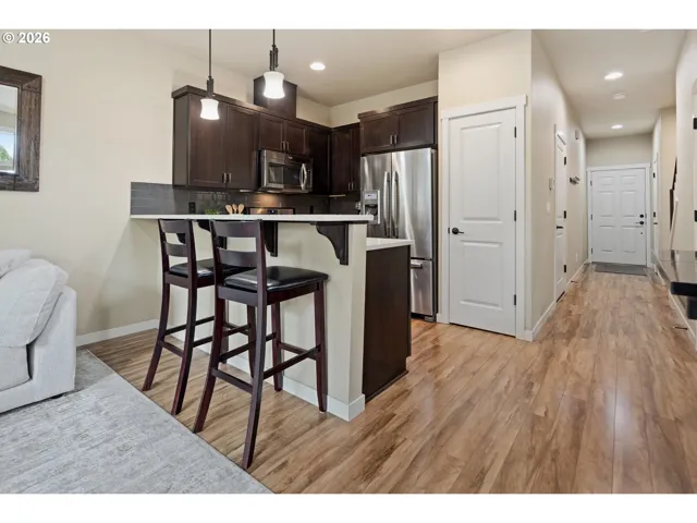 Kitchen-Eating Area