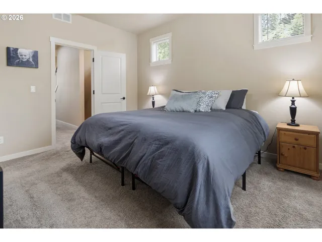 Bedroom, Primary