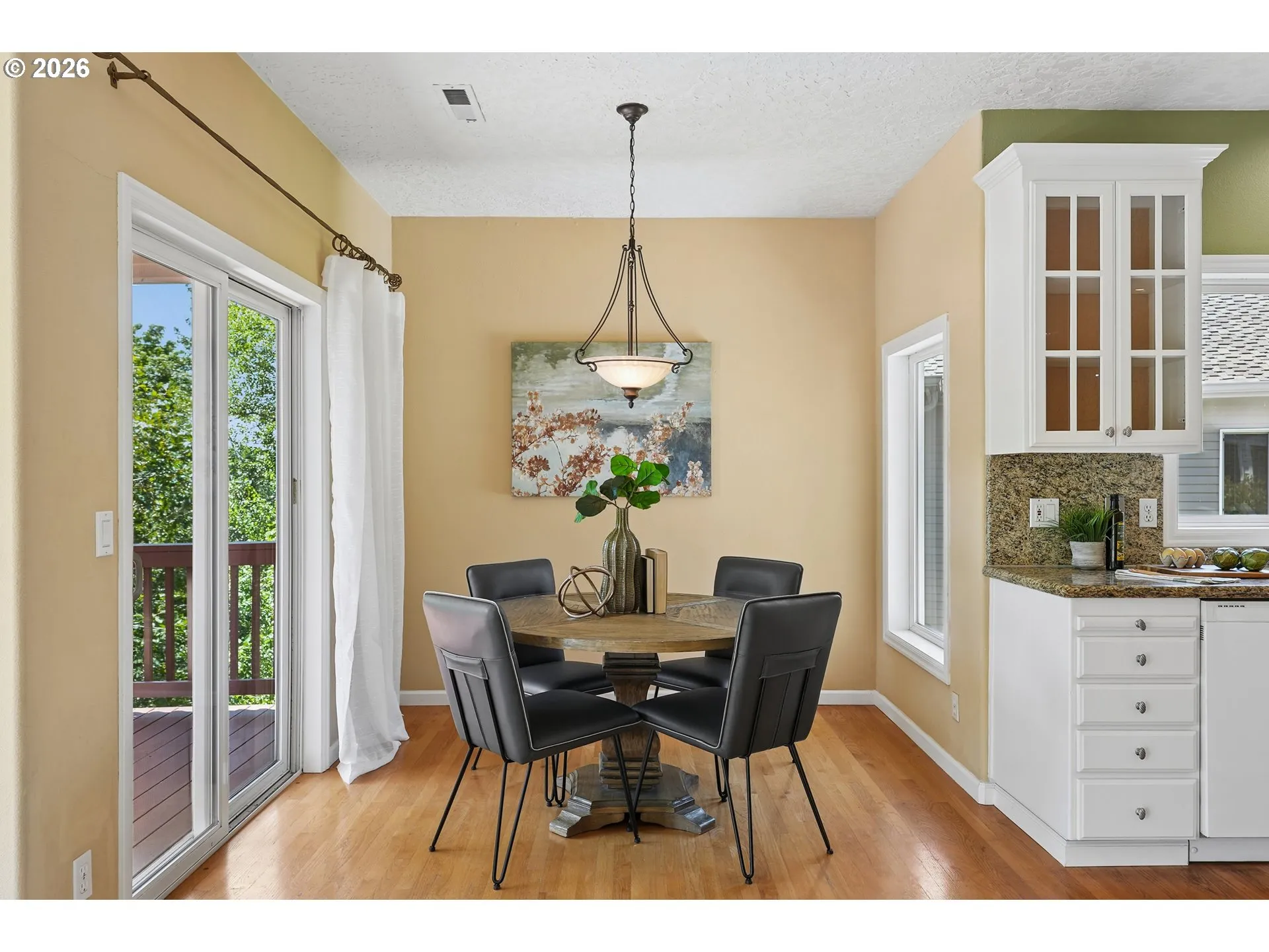 Kitchen/Nook