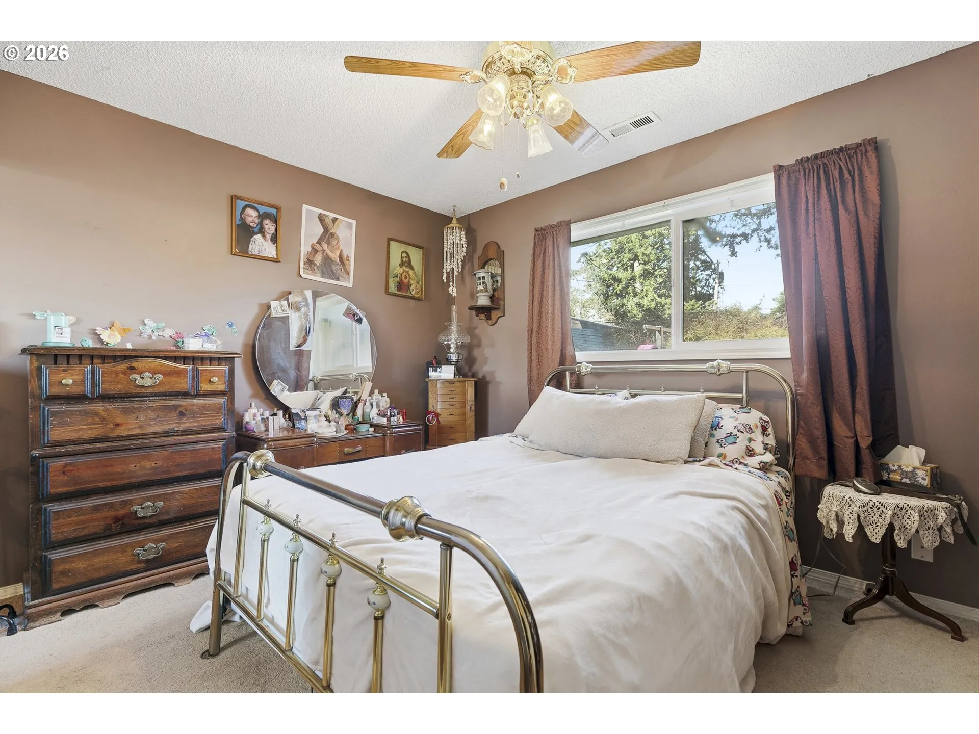 Bedroom, Primary-Ceiling Fan