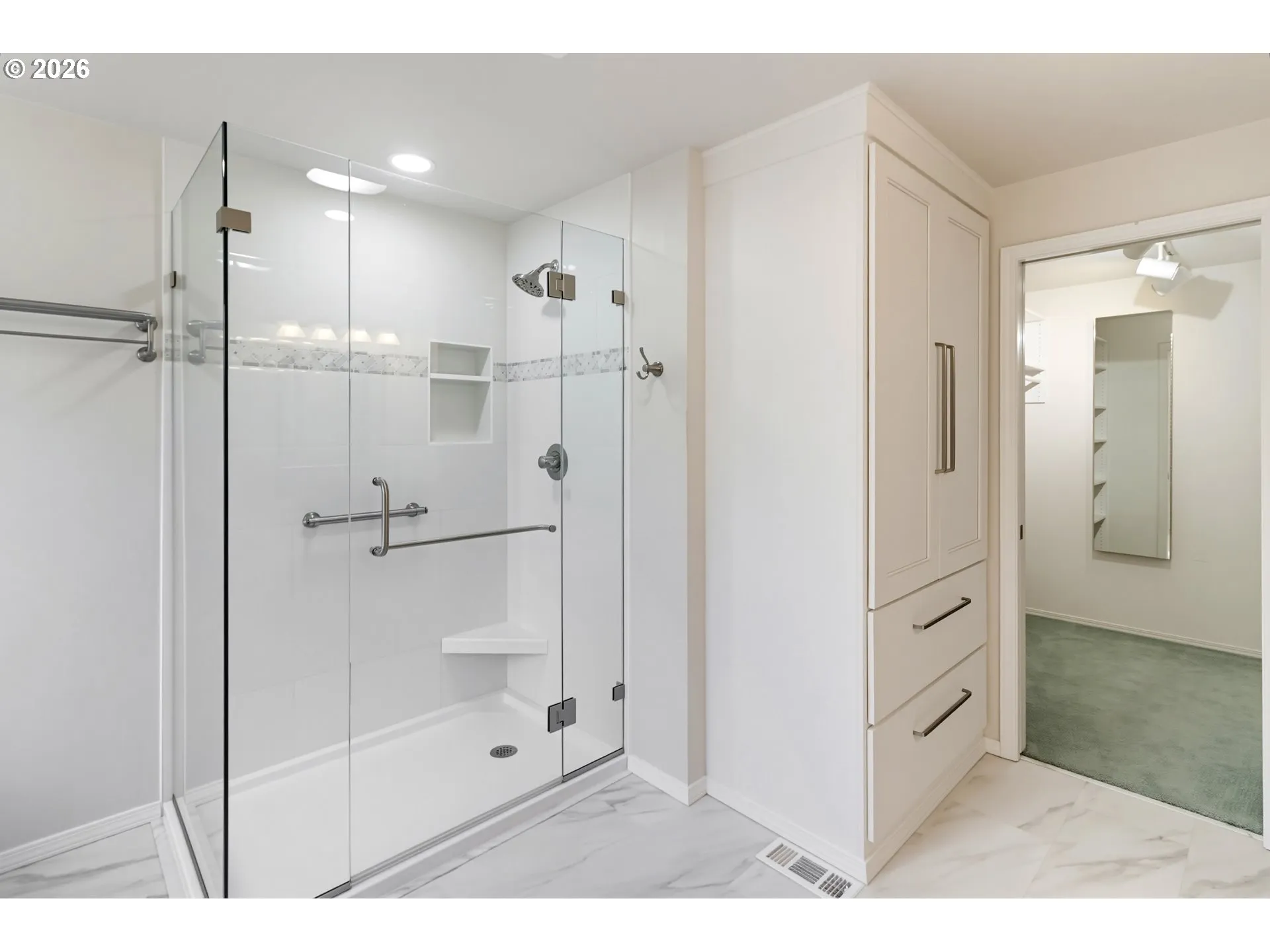 Primary Bedroom-Attached Bathroom