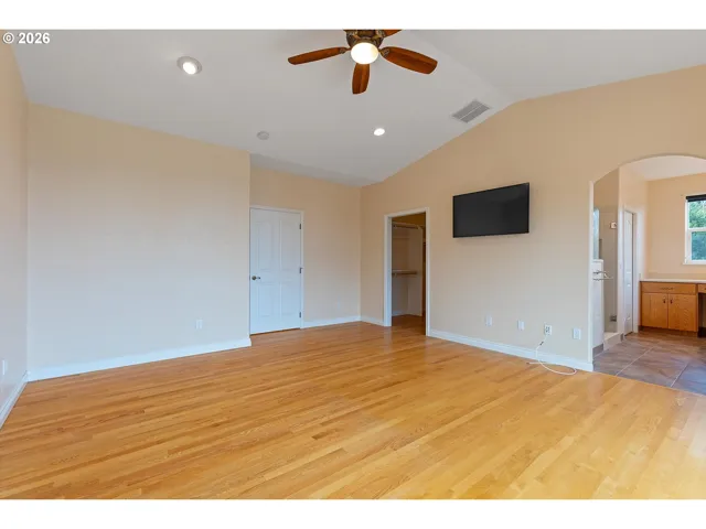 Bedroom-Main