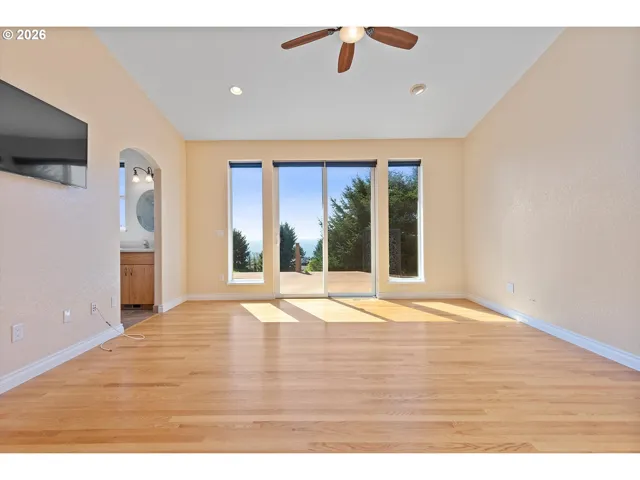 Bedroom-Main