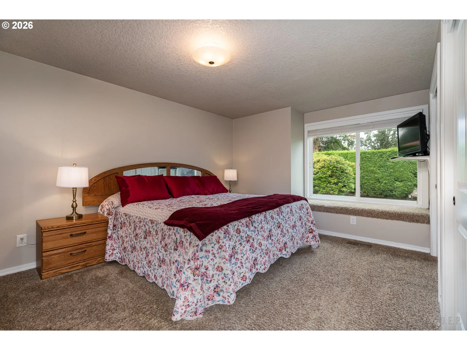 Bedroom, Primary