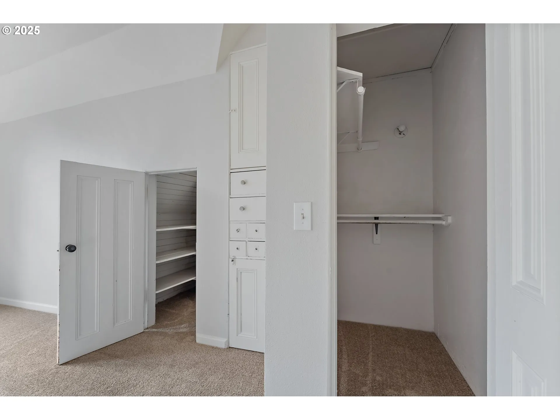 Primary Bedroom-Walk-In Closet