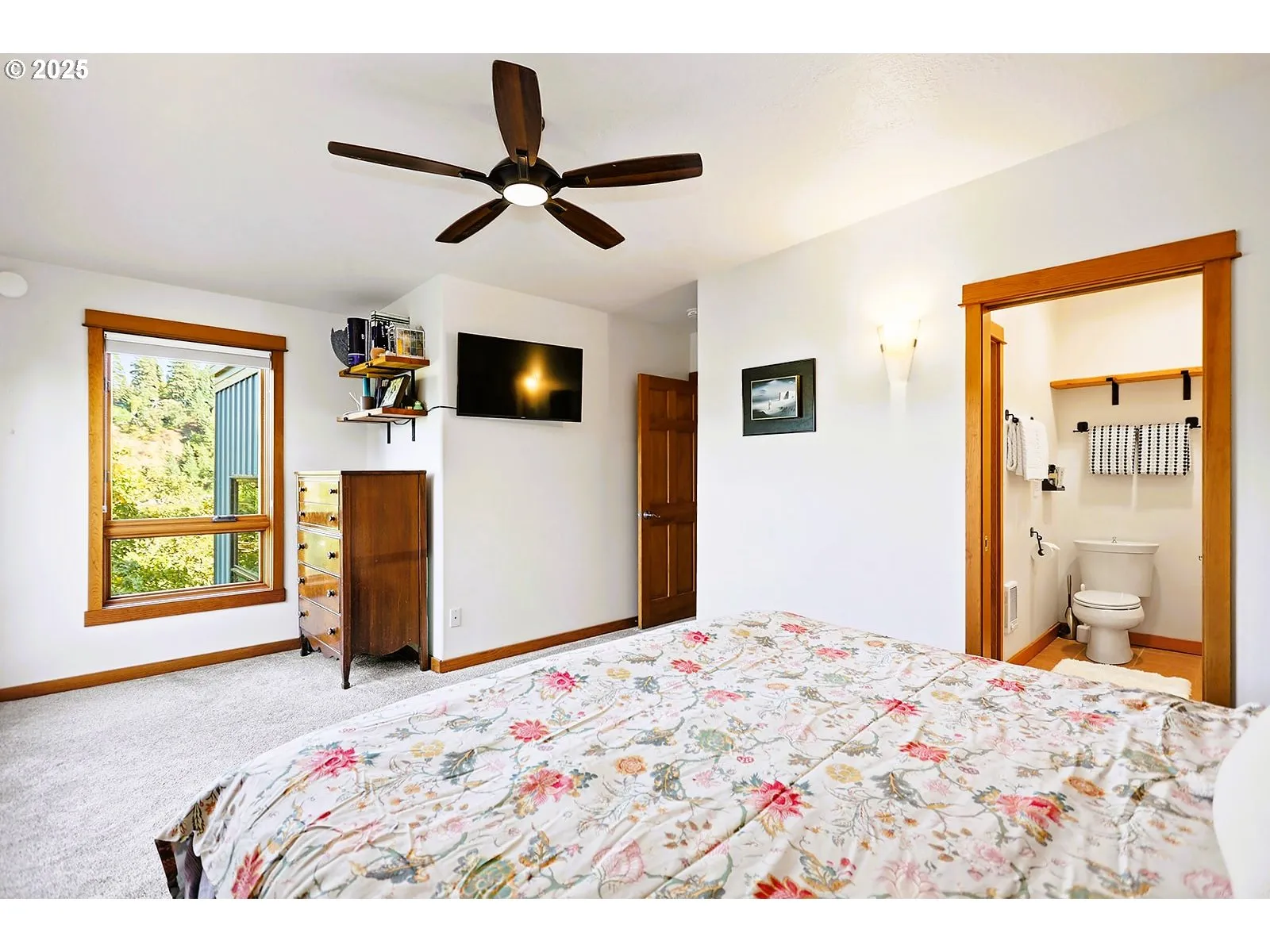 Primary Bedroom-Attached Bathroom