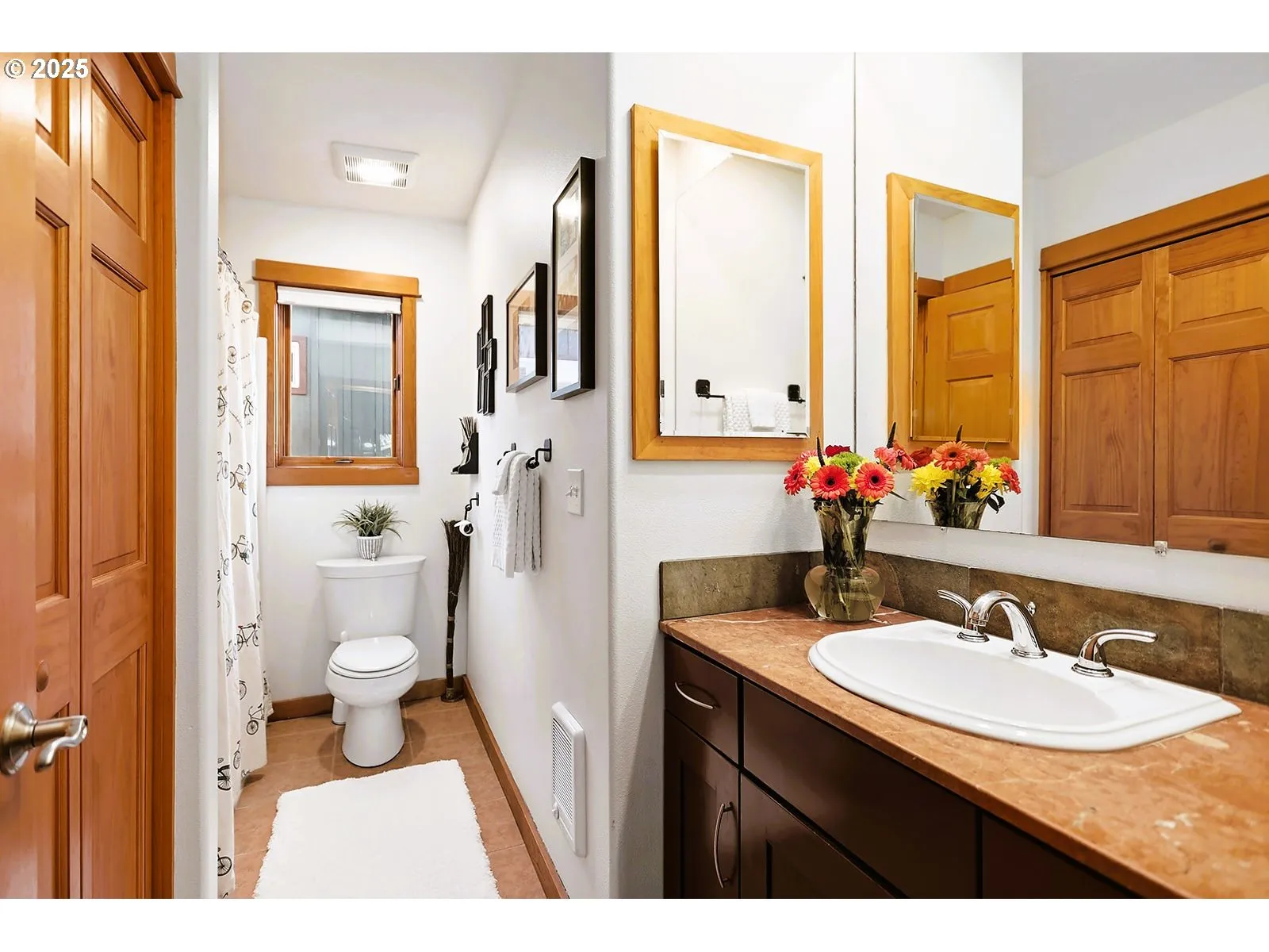 Bathroom-Upper