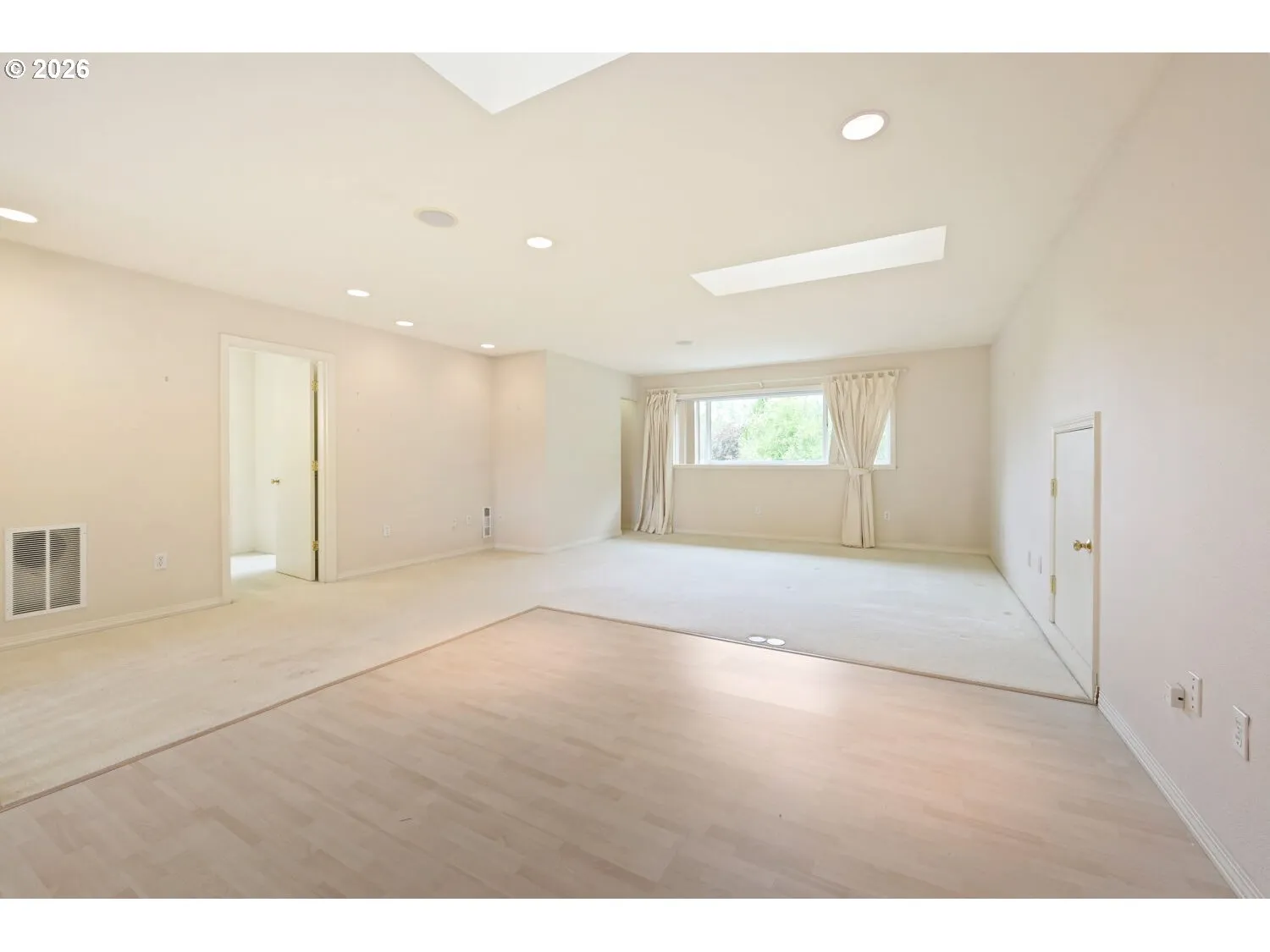 Bedroom, Primary #2-Skylight
