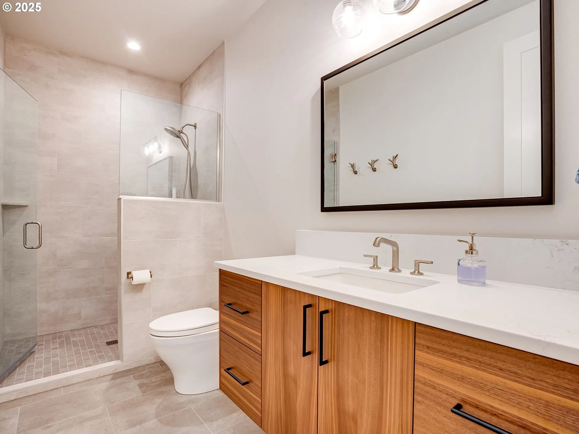 Bathroom-Lower