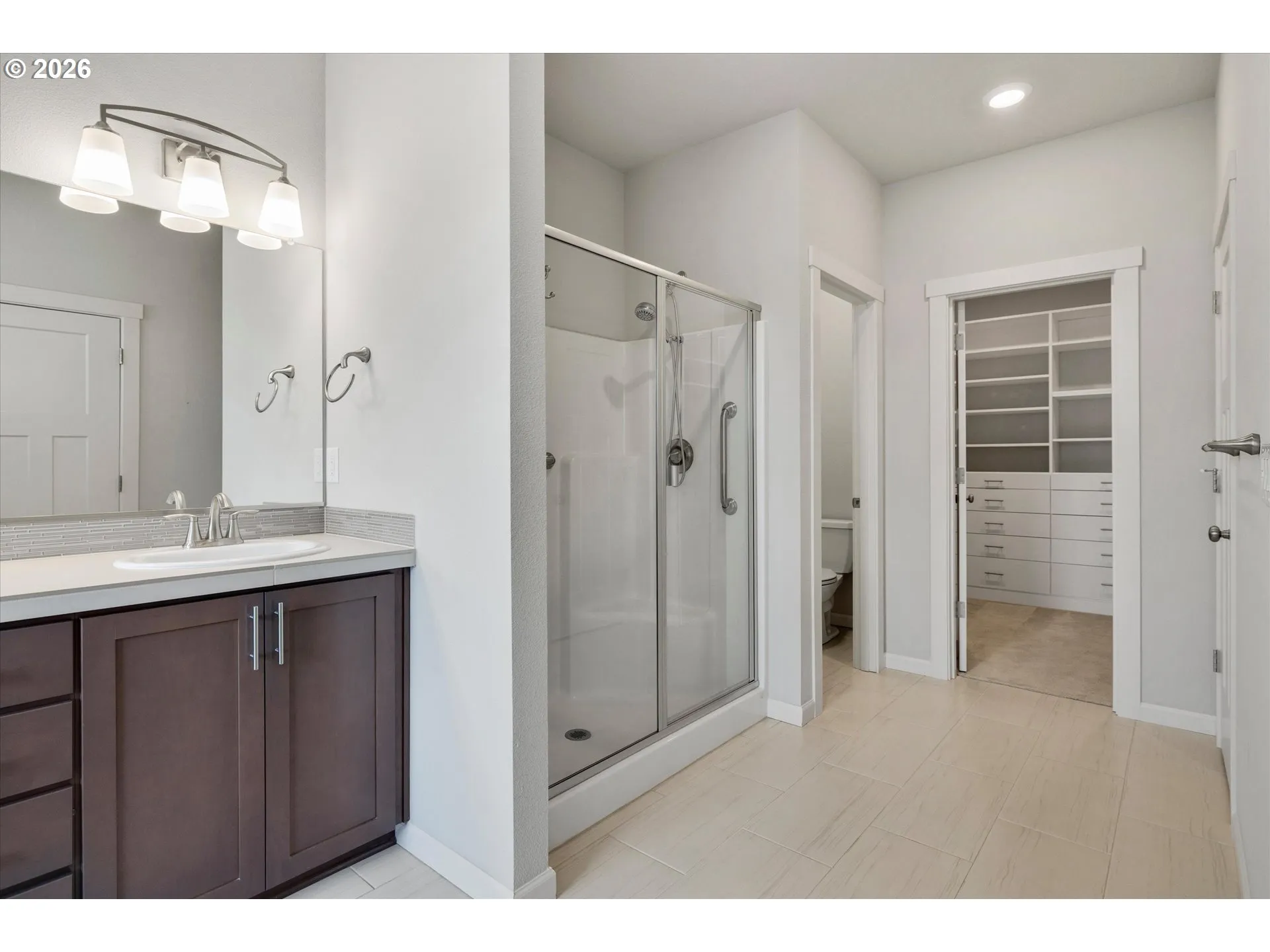 Bathroom, Attached