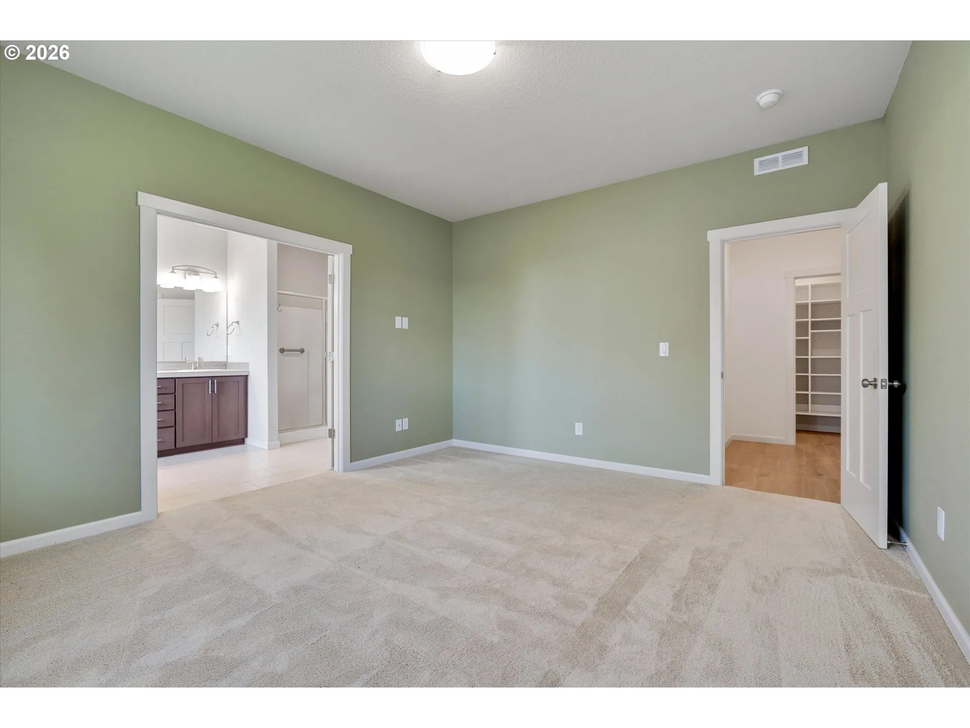 Bedroom, Primary