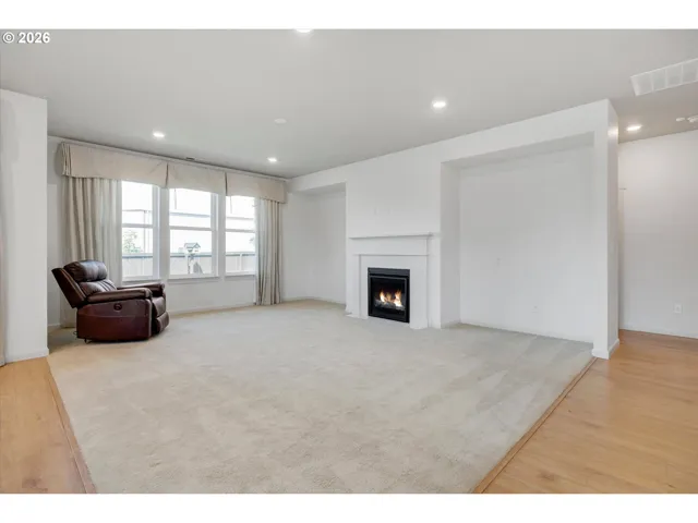 Living Room-Fireplace