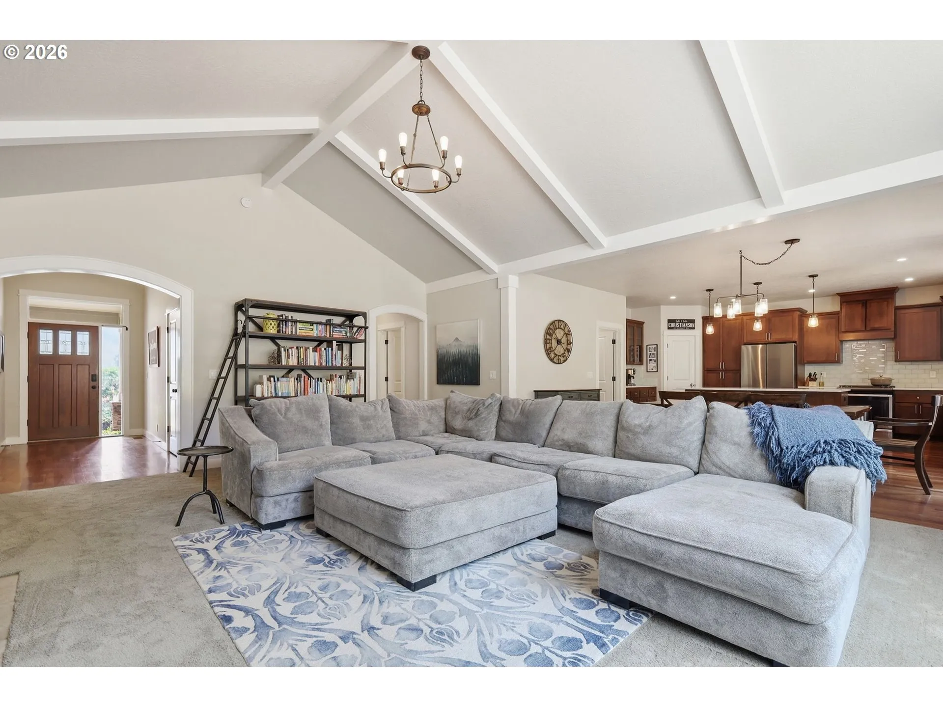 Living Room-Vaulted Ceilings