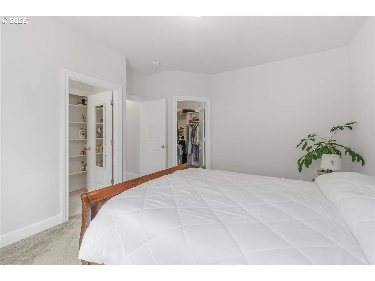 Primary Bedroom-Walk-In Closet