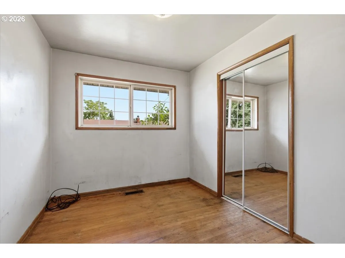 Bedroom-# 1