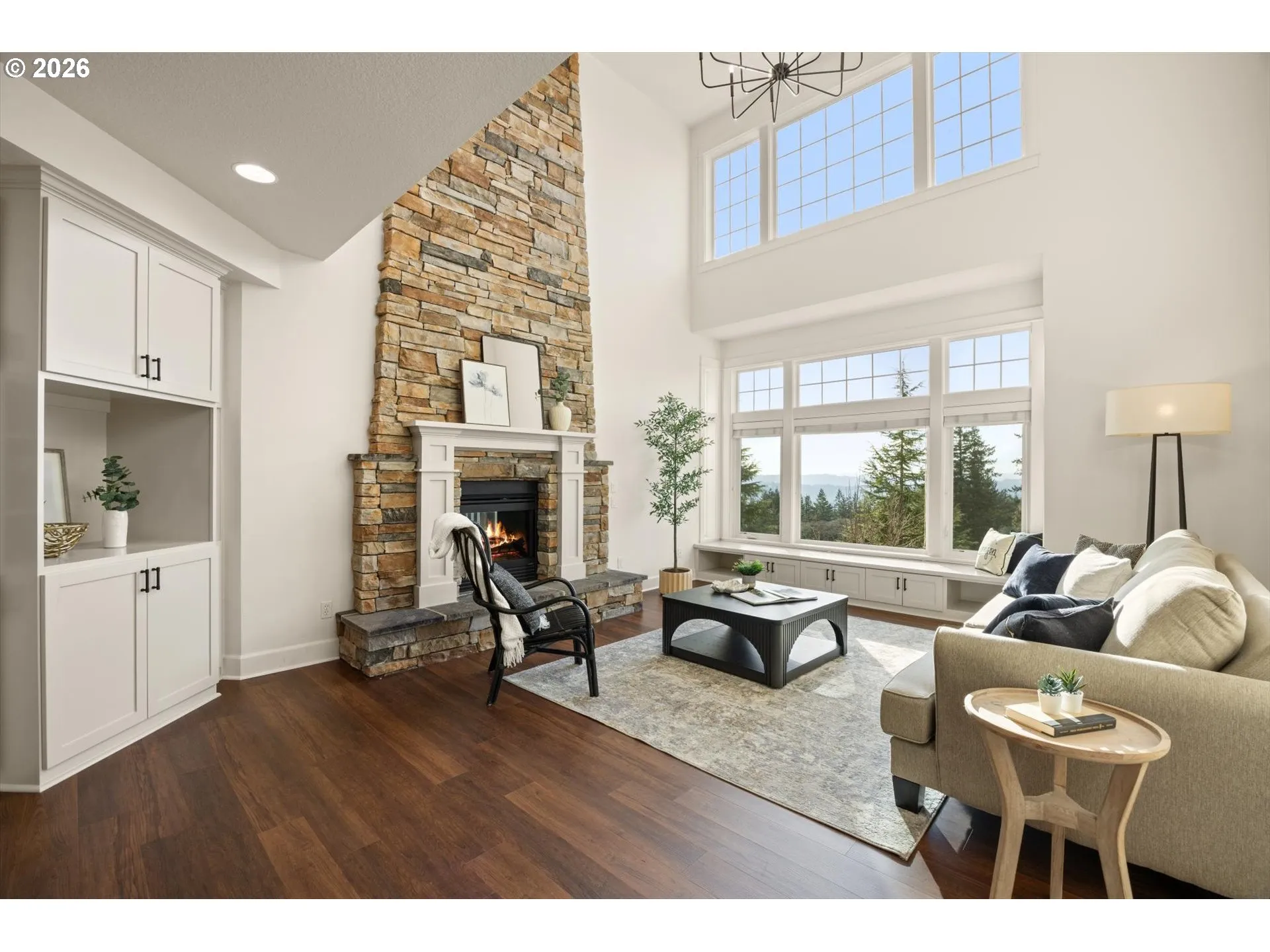 Living Room-Fireplace