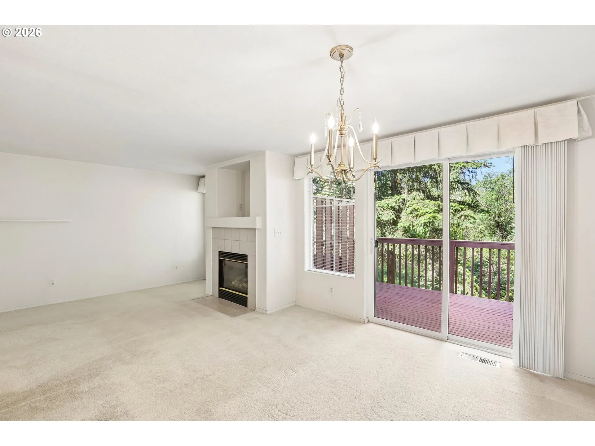 Living Room/Dining Room