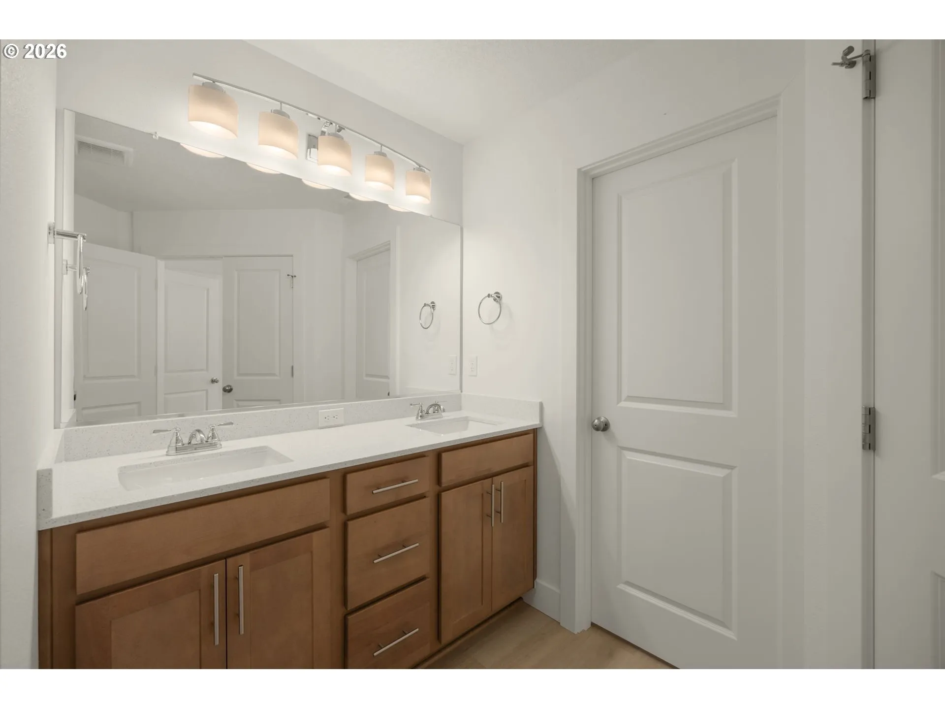Bathroom, Attached