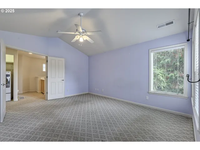 Primary Bedroom-Upper