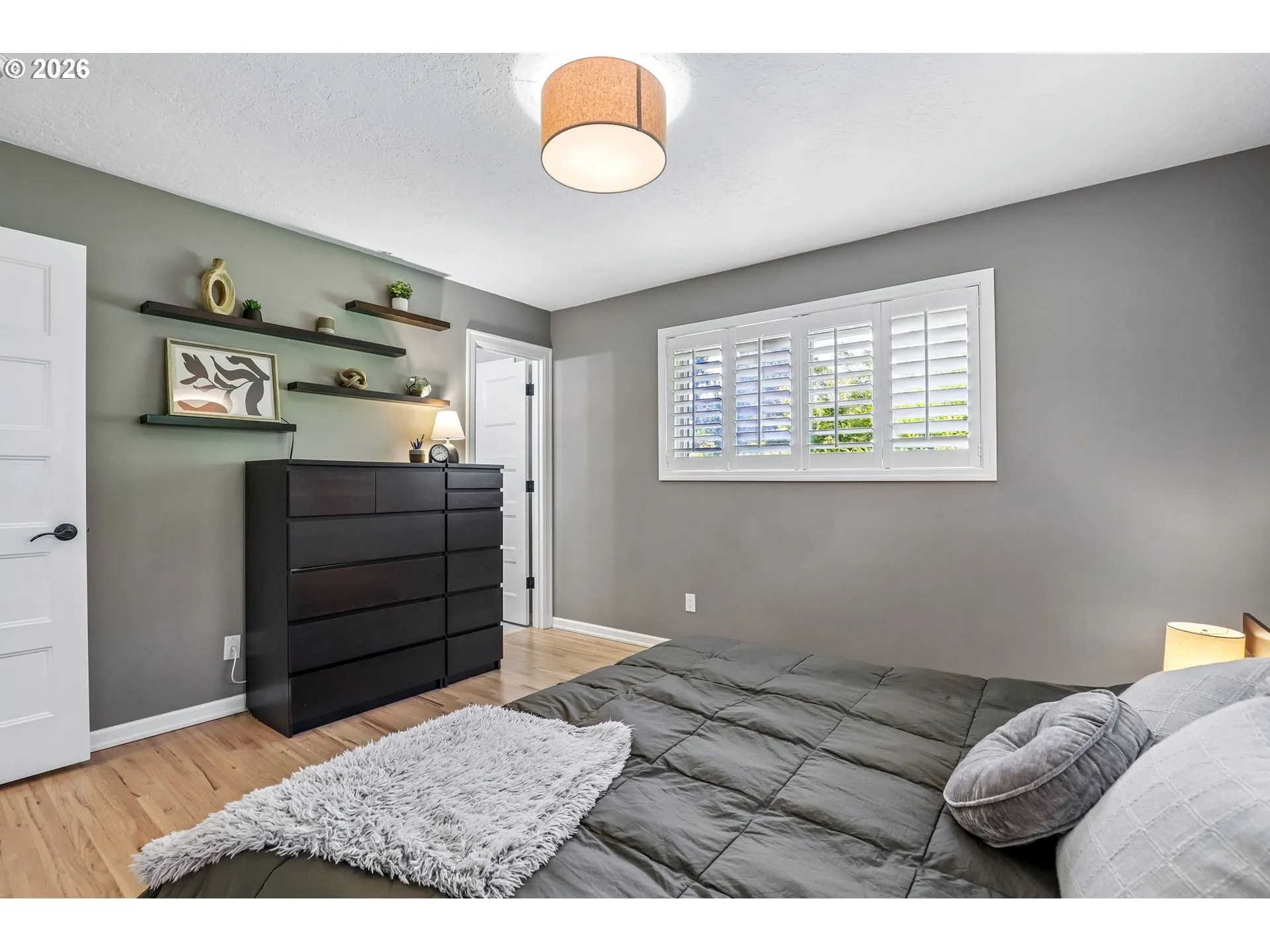 Bedroom, Primary